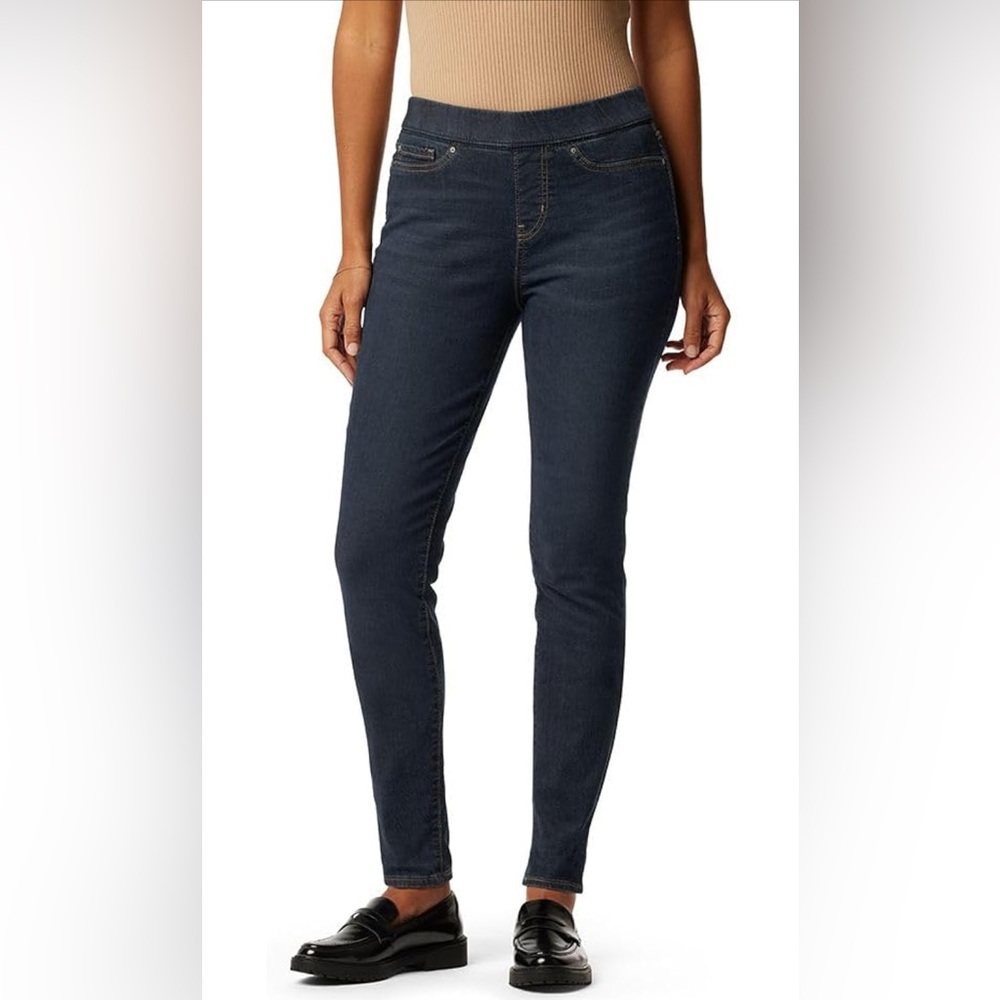 NWOT LEVI’S 10S Totally Shaping Pull On Skinny Jeans Dark Blue